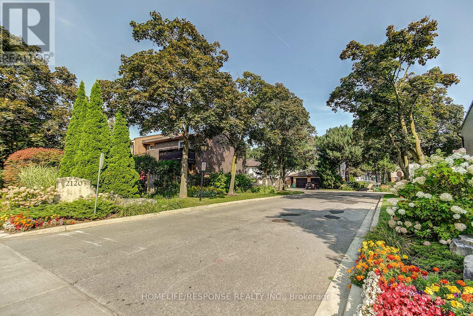 134 2120 Rathburn Rd E, Mississauga, ON L4W 2S8