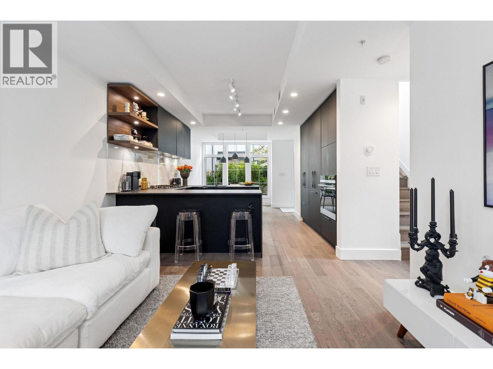 2070 Curling Road Unit 134, North Vancouver, BC V7P 0C9