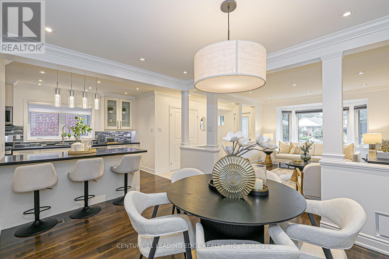 43 Barclay Rd, Toronto Clanton Park, ON M3H 3E2