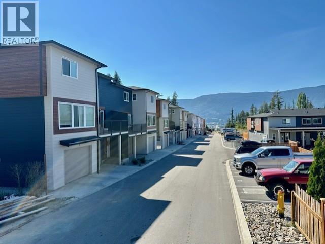 981 12 Street Se Unit 19, Salmon Arm, BC V1E 2C8