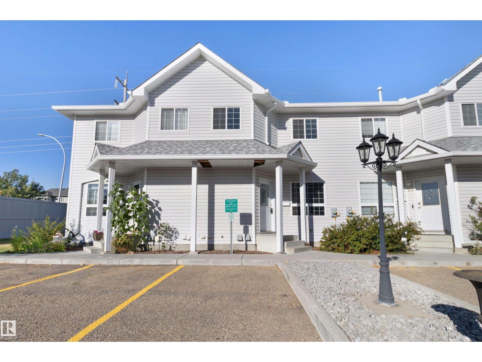 10 Cranberry Dr #12, Sherwood Park, AB T8H 2A1