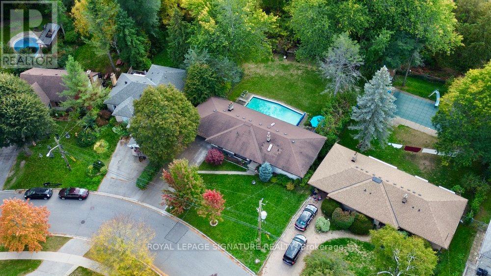 23 Burnview Cres, Toronto, ON M1H 1B4