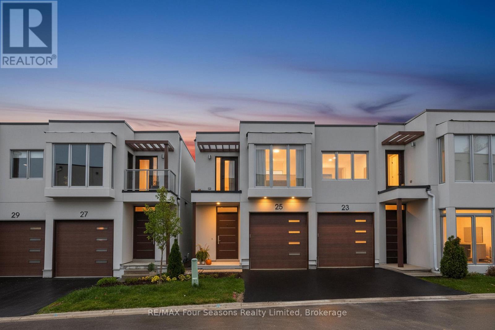 25 Waterview Ln, The Blue Mountains, ON N0H 2P0