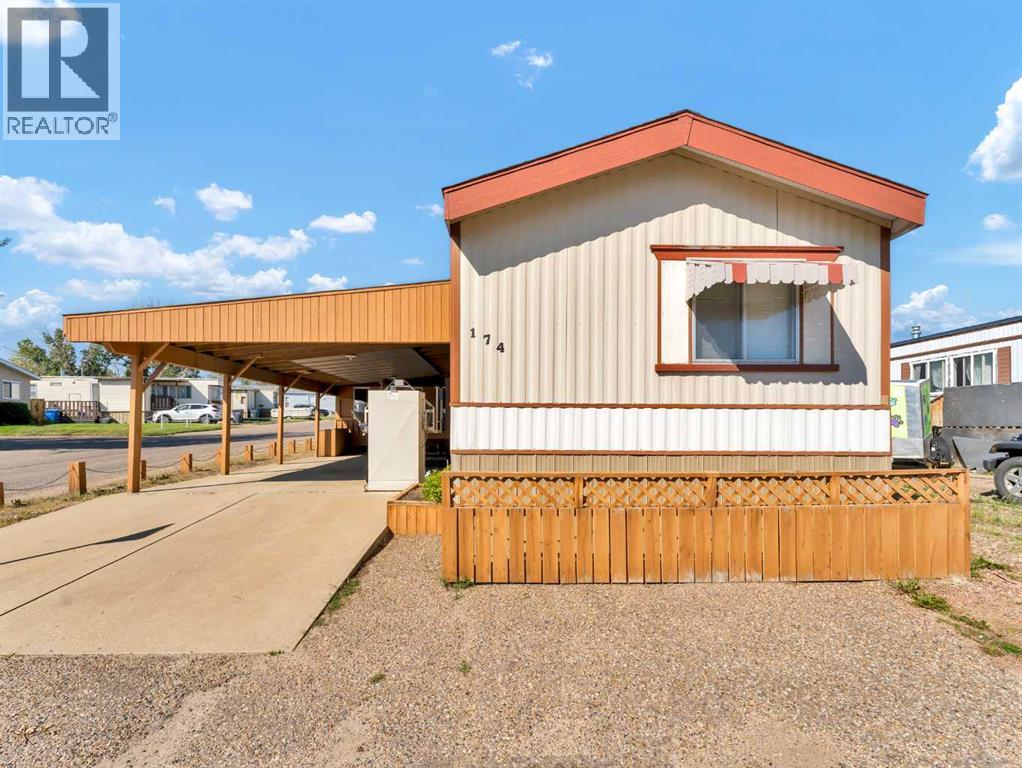 174 Anson Ave SW, Medicine Hat, AB T1A 8A3