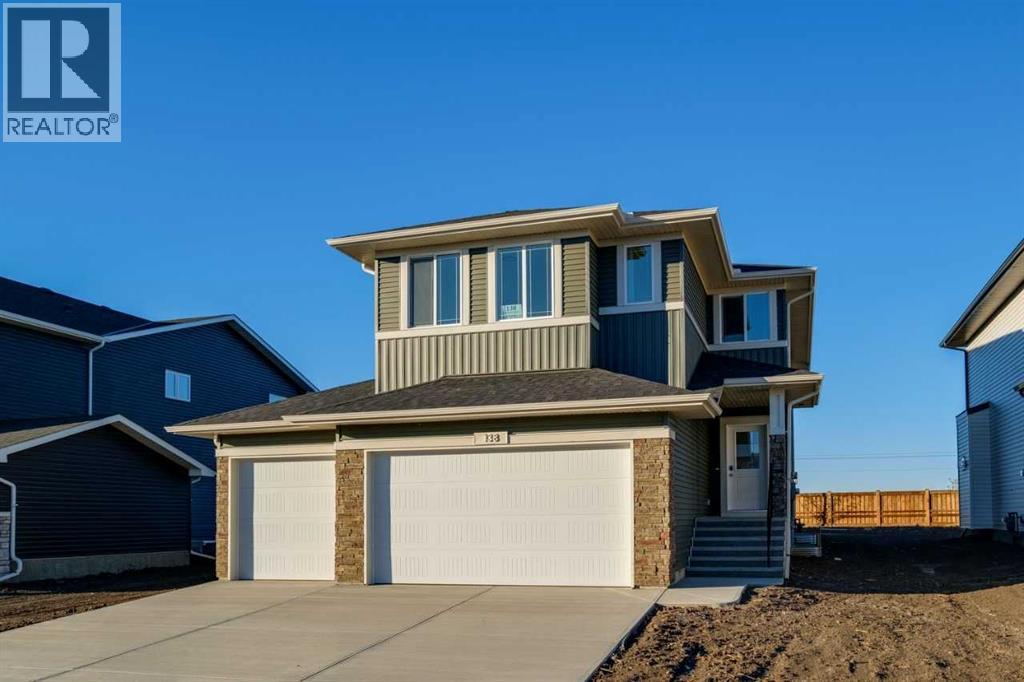 138 Northern Lights Cres, Langdon, AB T0J 1X2