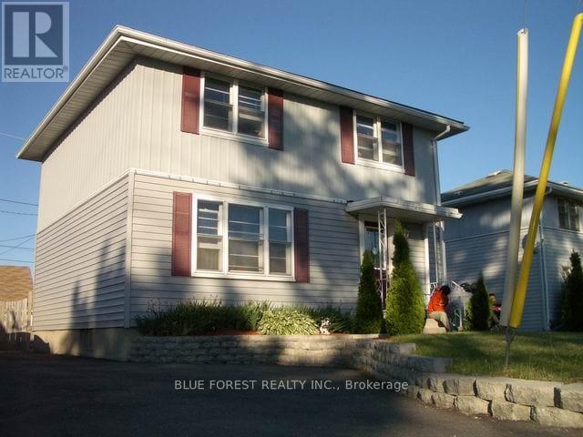 40 Wistow St, London, ON N5Y 1E1