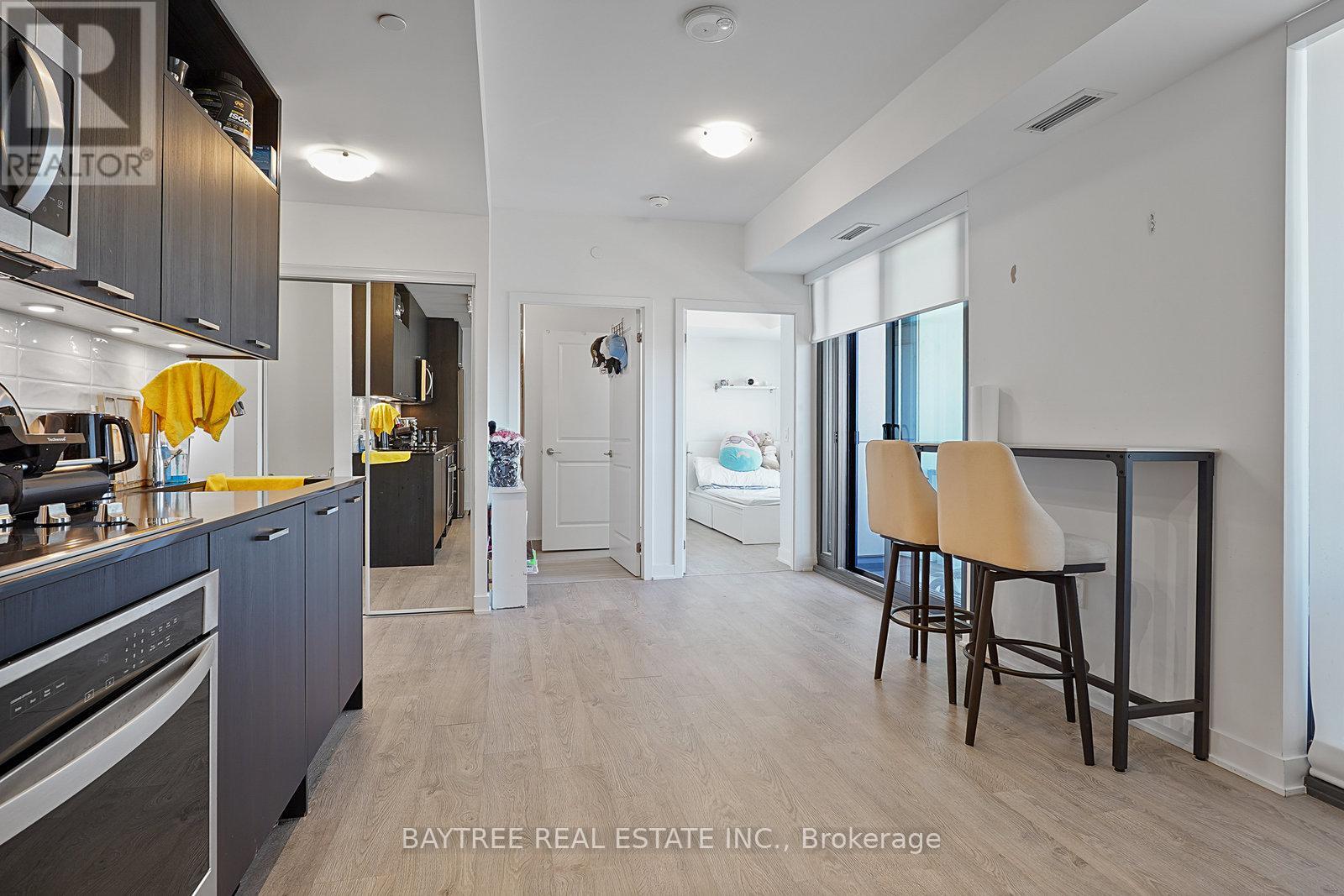 508 120 Eagle Rock Way, Vaughan, ON L6A 5C9