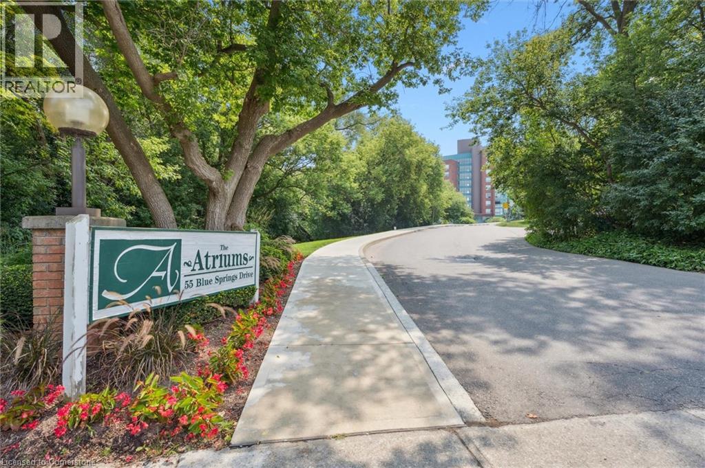 55 Blue Springs Drive Unit 706, Waterloo, ON N2J 4T3