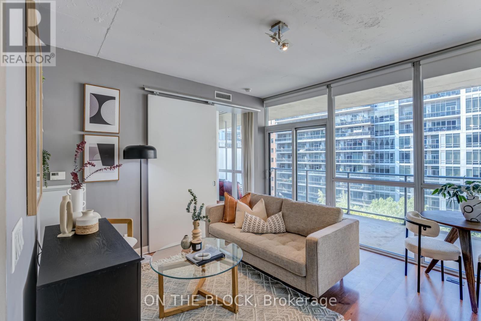 616 478 King St W, Toronto, ON M5V 0A8