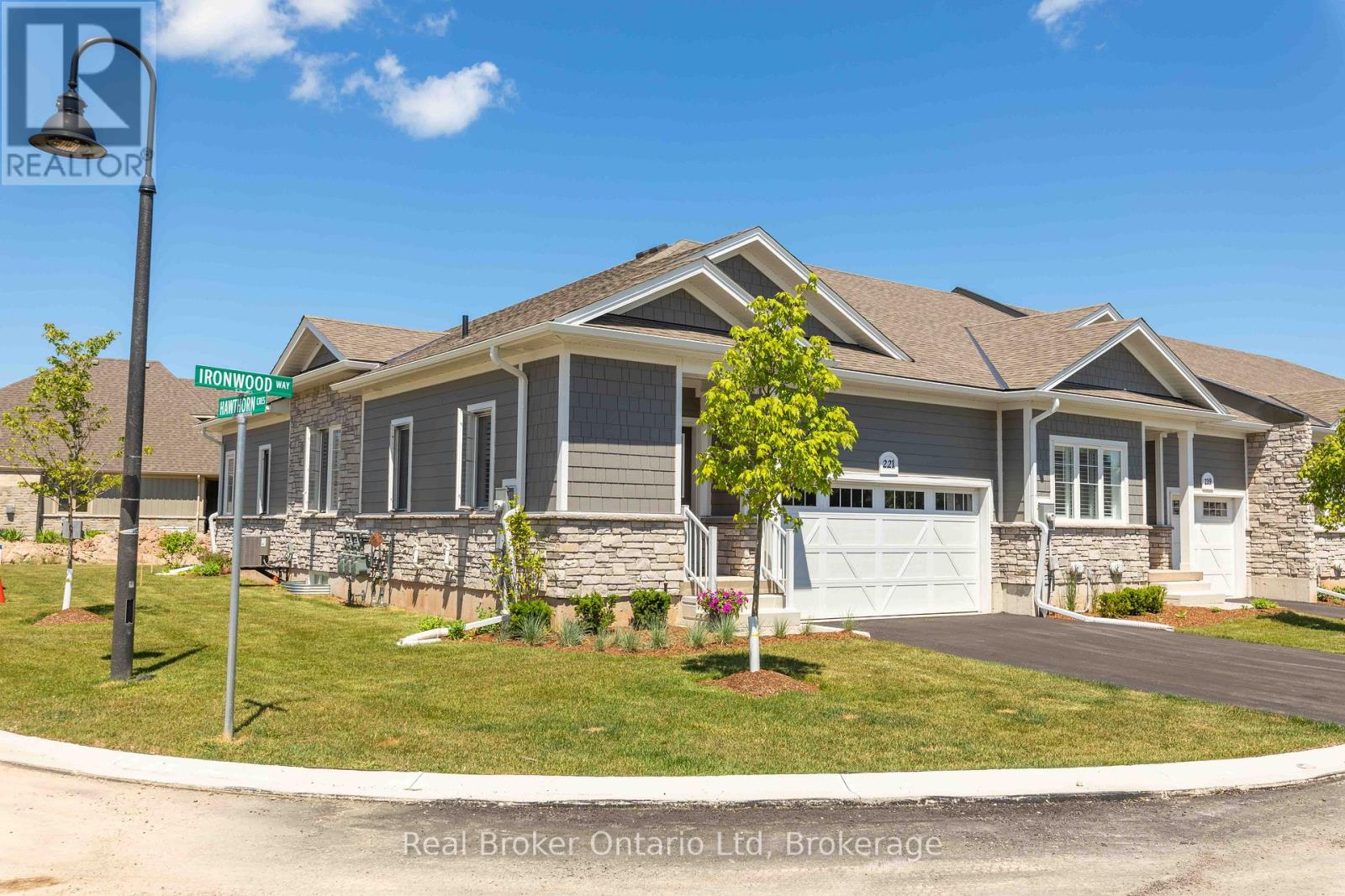 18 221 Ironwood Way, Georgian Bluffs, ON N0H 1S0