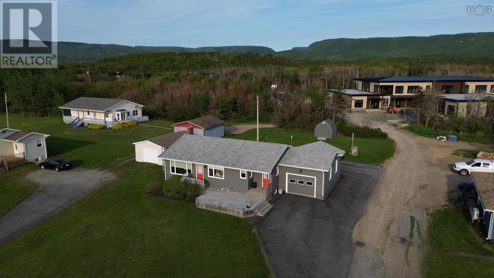 17 Chemin De Susanne Rd, Chticamp, NS B0E 1H0