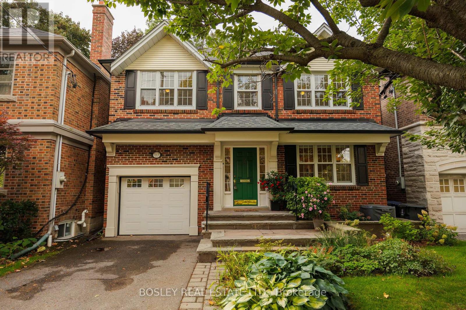 112 Brentcliffe Rd, Toronto, ON M4G 3Y9