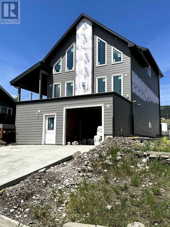 18 Avenue Unit 8305, Coleman, AB T0K 0M0