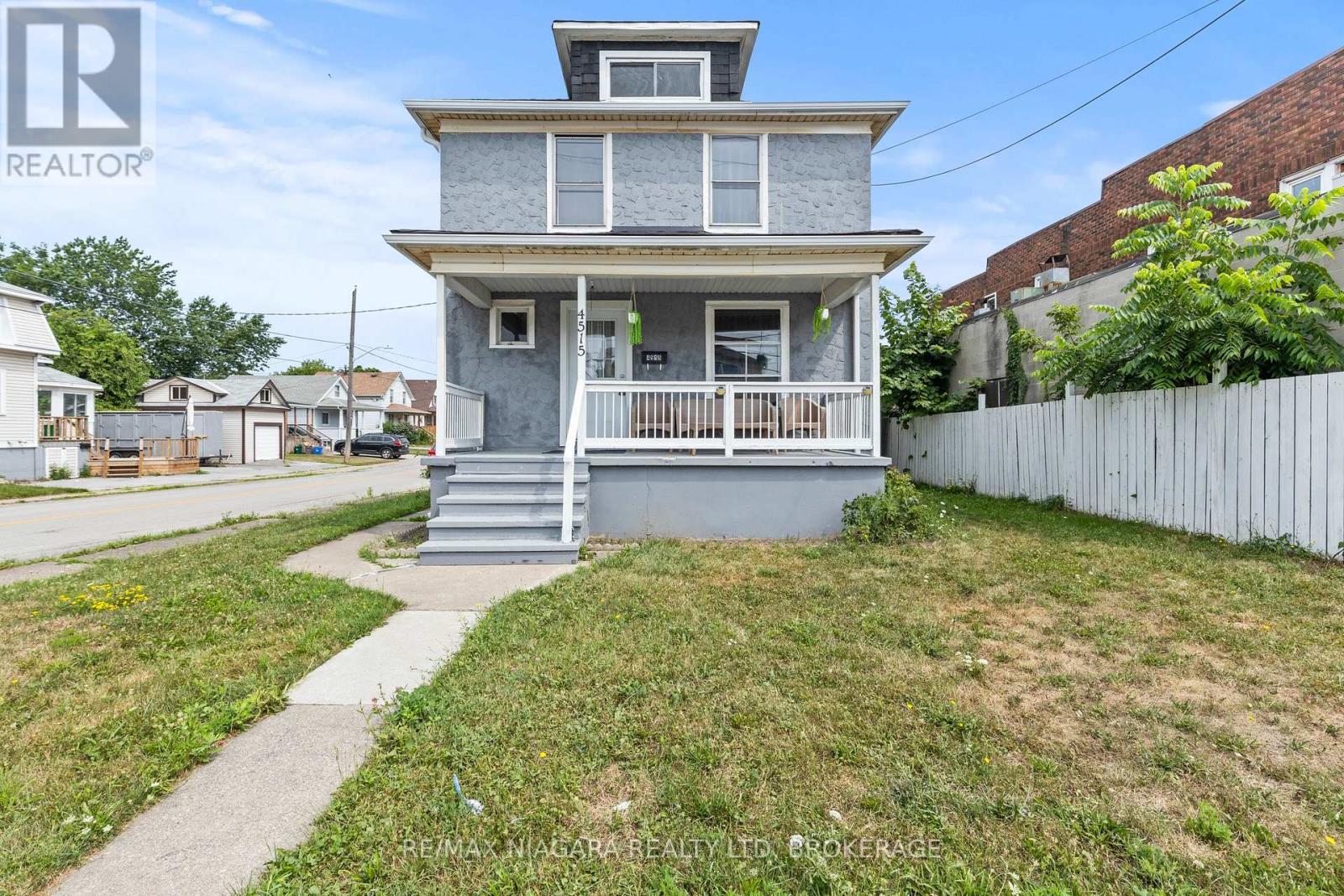 4515 Ferguson St, Niagara Falls, ON L2E 2Y5
