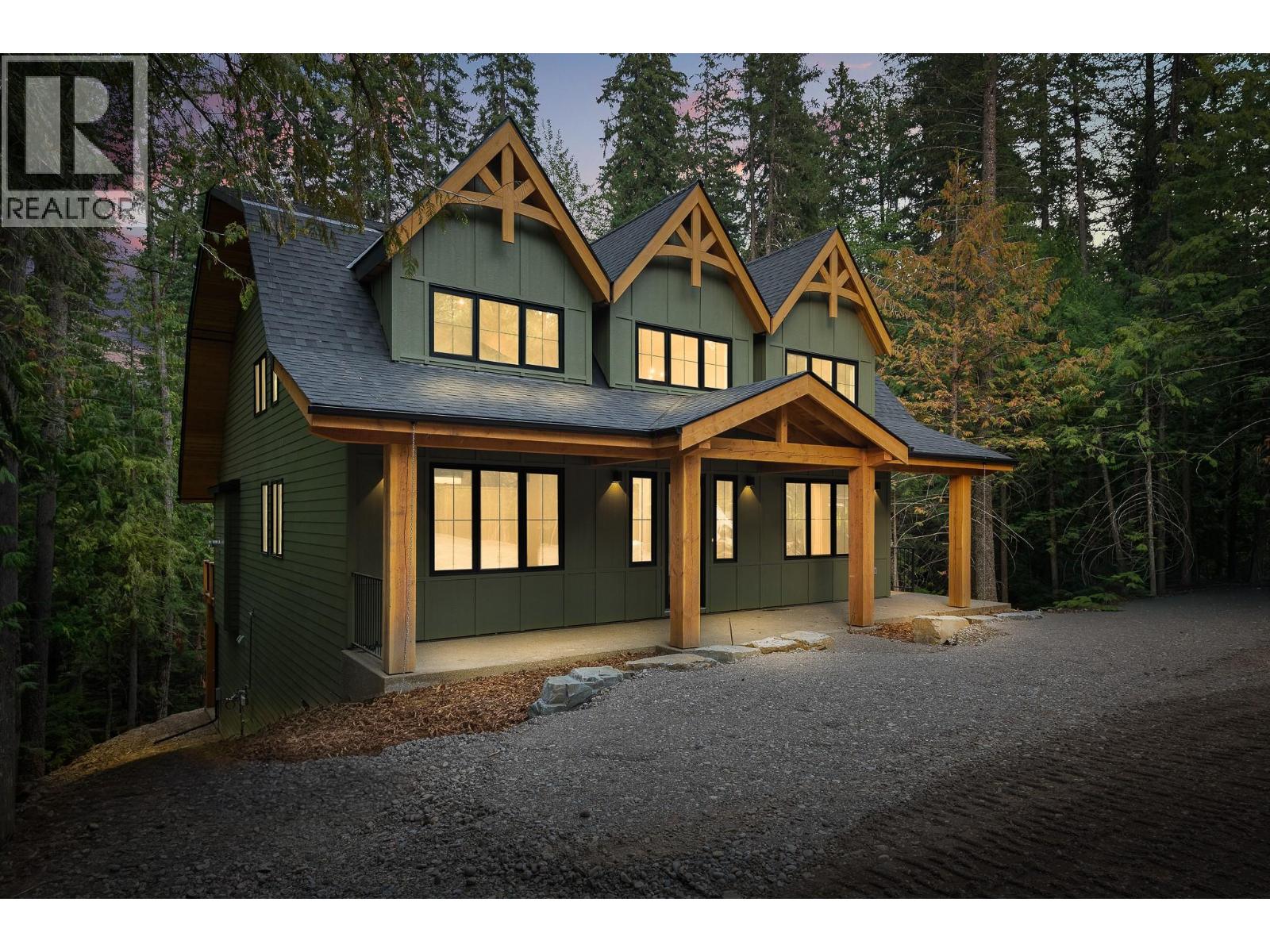 4416 Timberline Cres, Fernie, BC V0B 1M6