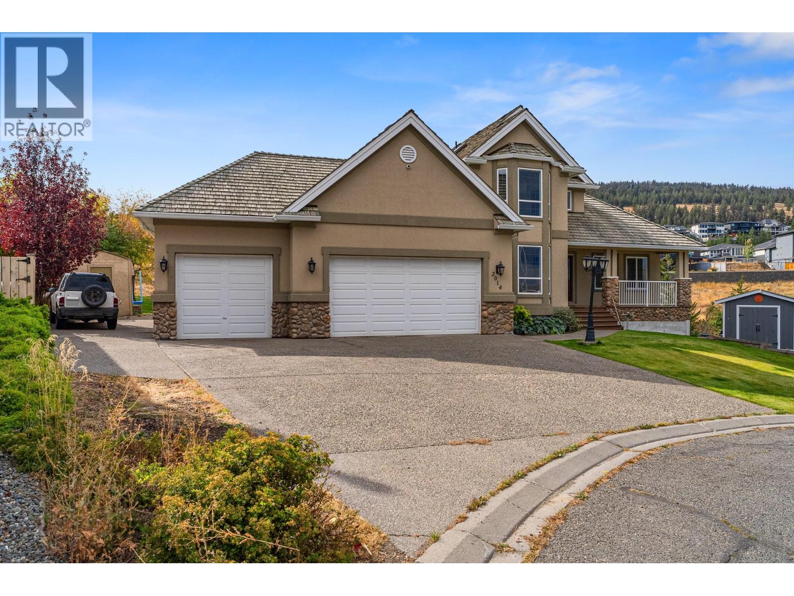 2014 Muirfield Rd, Kamloops, BC V1S 1S6
