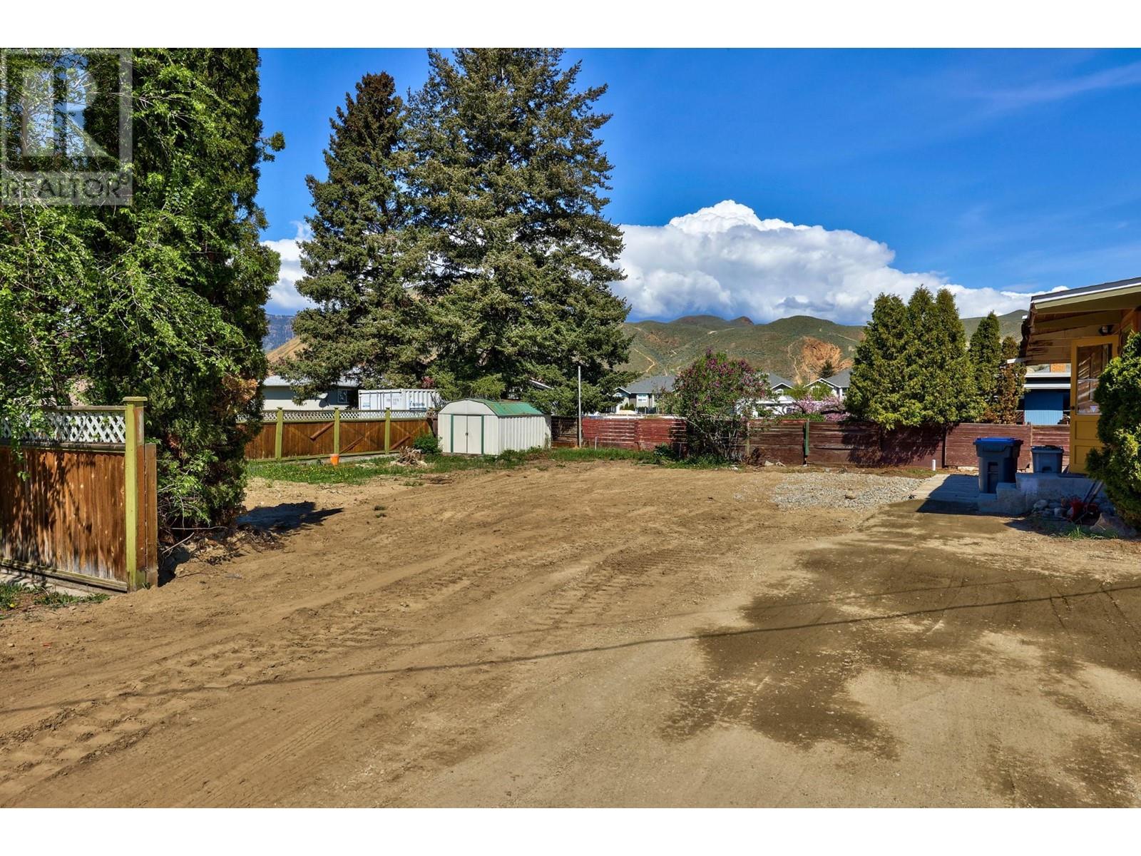 1908 Fleetwood Ave, Kamloops, BC V2H 1T7
