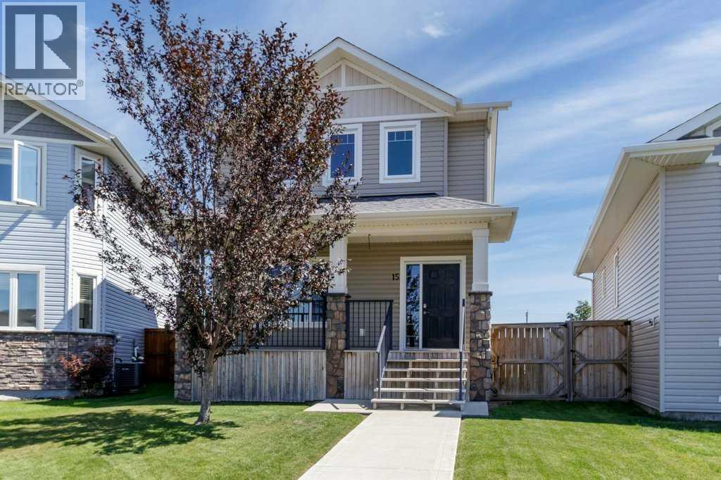 15 Richfield Cres, Sylvan Lake, AB T4S 0K1