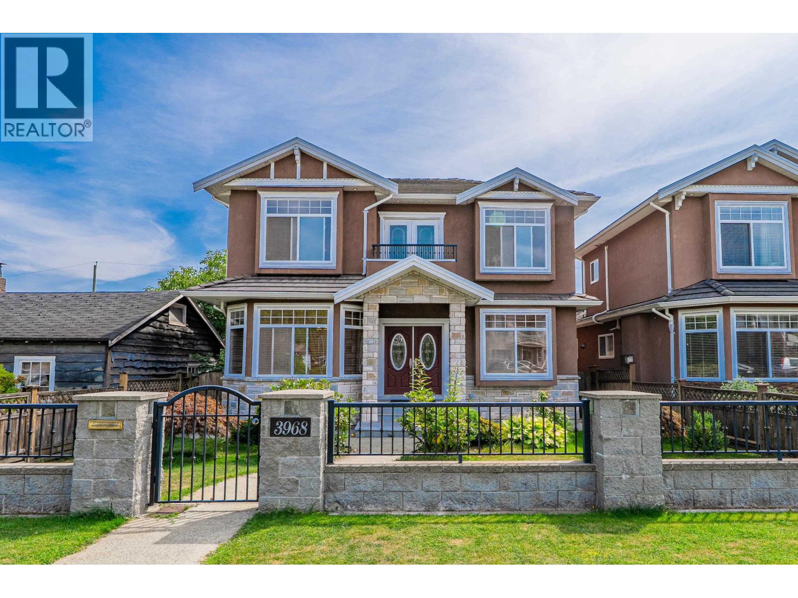 3968 Spruce St, Burnaby, BC V5G 1Y1