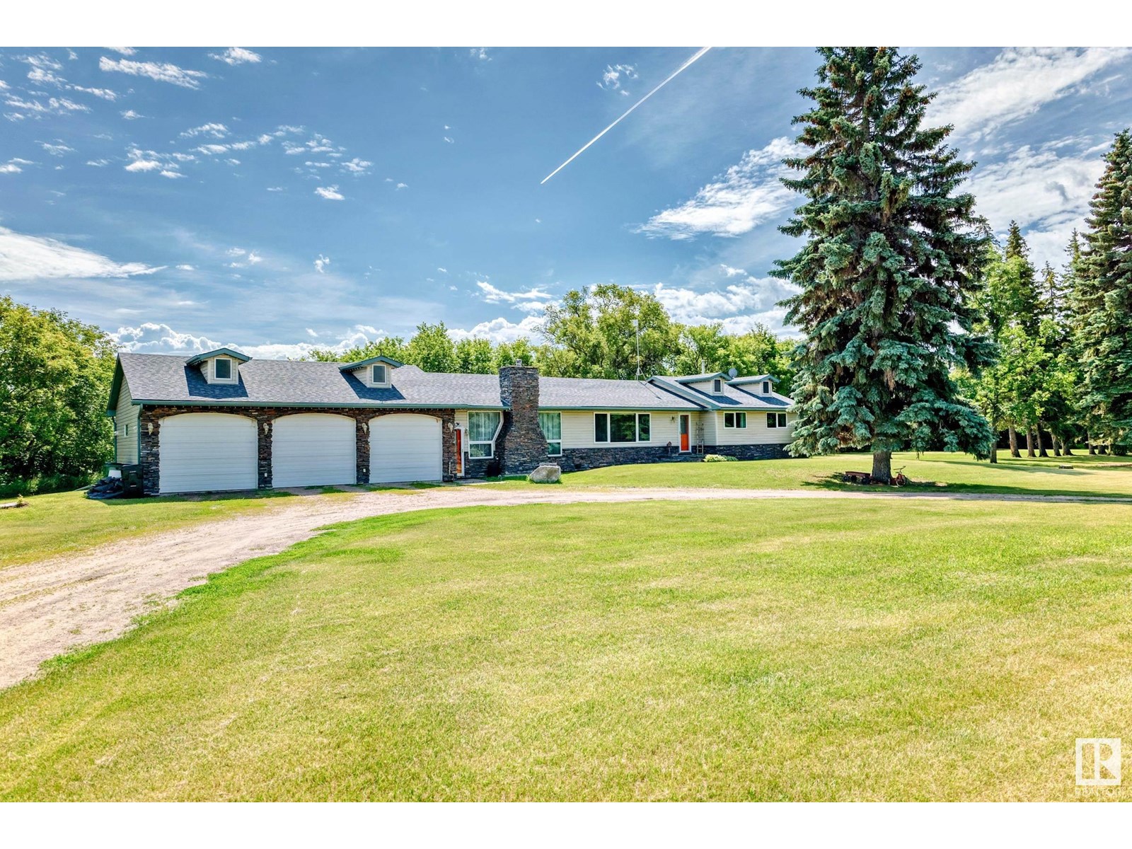 25 St Ne Unit 18403, Edmonton, AB T5Y 6K2