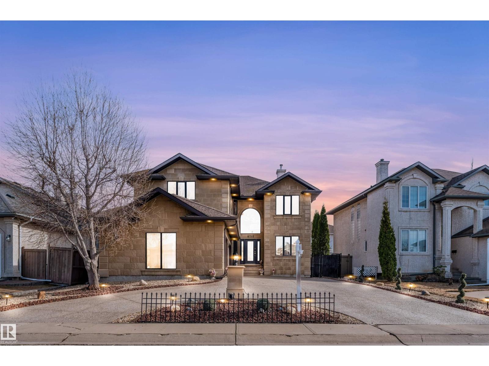 160 Av Nw Unit 8715 #a, Edmonton, AB T5Z 3K4