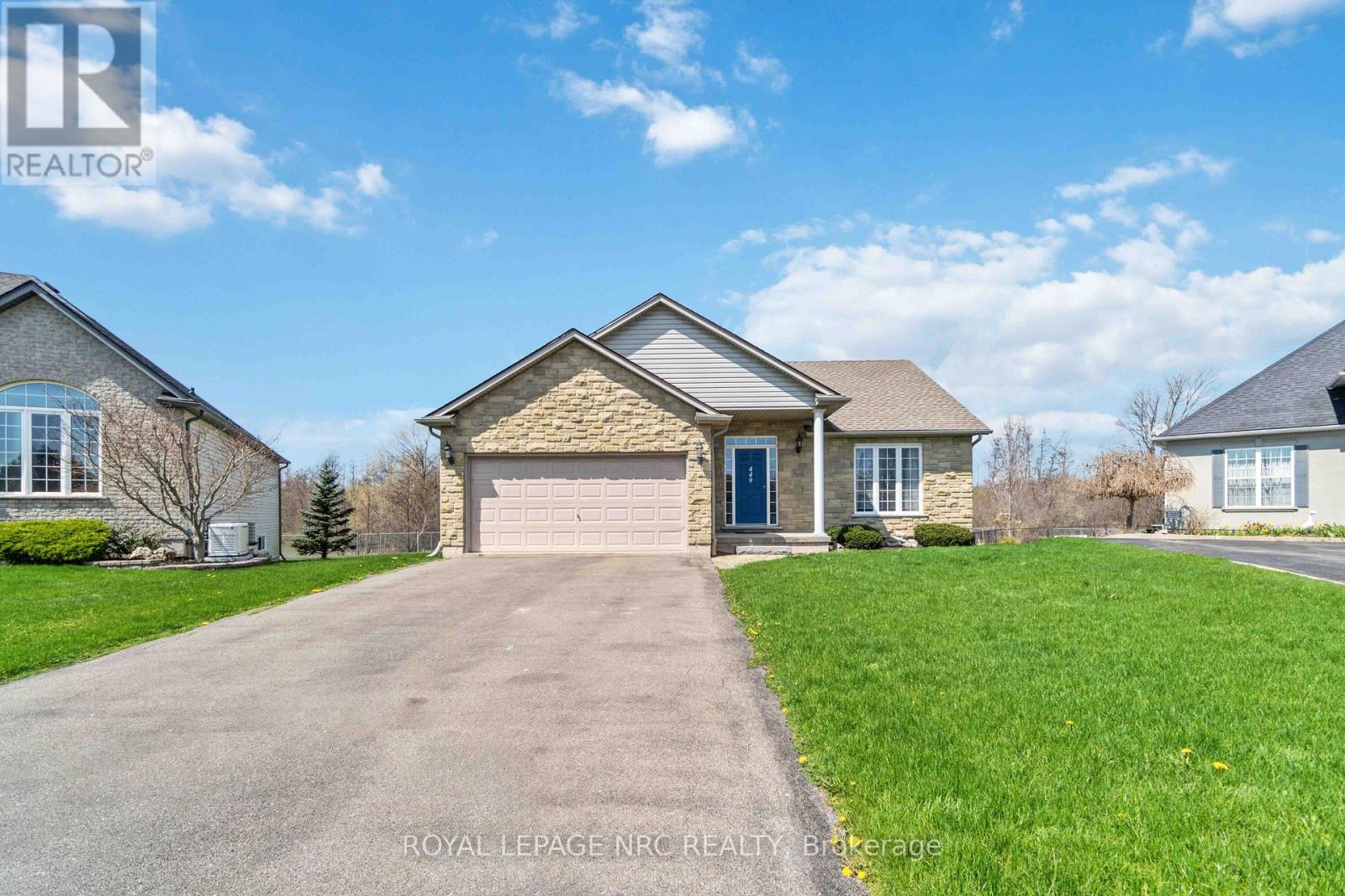 449 Barrington Ct, Fort Erie, ON L0S 1N0