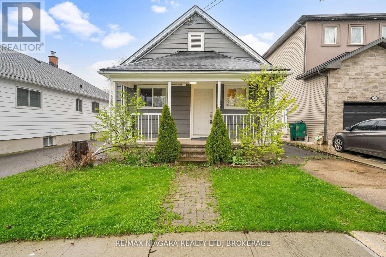 67 W Street N, Thorold, ON L2V 2S4