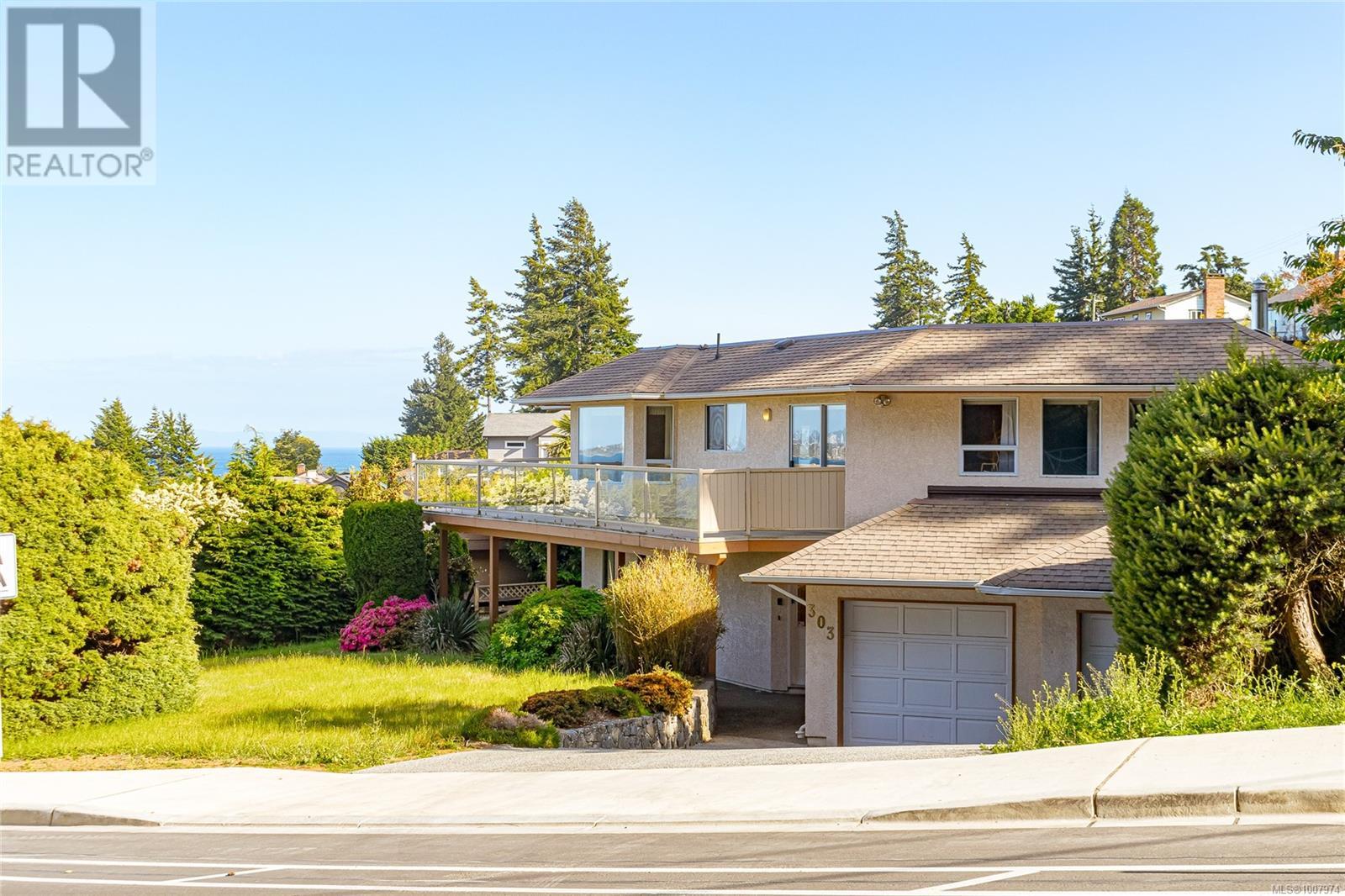 303 Lagoon Rd, Victoria, BC V9C 3T3