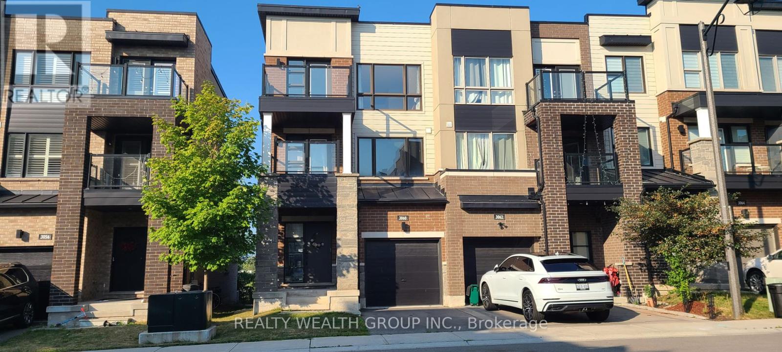 3060 Cascade Common, Oakville, ON L6H 0R8