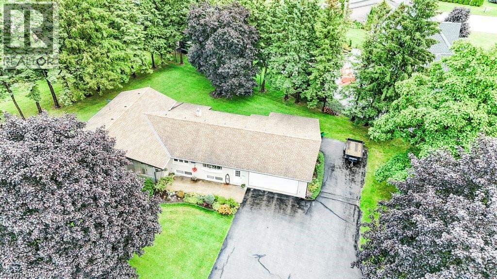 8719 Road 164, North Perth, ON N0G 1Y0