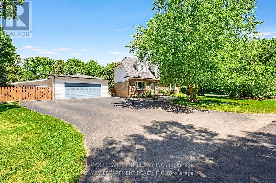 6487 Panton St, Burlington, ON L7P 0L7