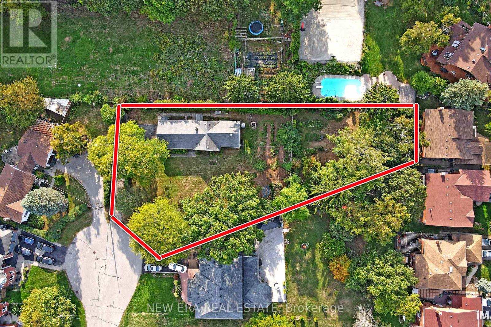 28 Thomas Ave, Toronto, ON M1C 1E5