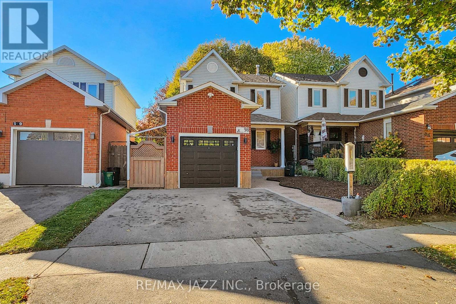 98 Penfound Dr, Clarington, ON L1C 4B8