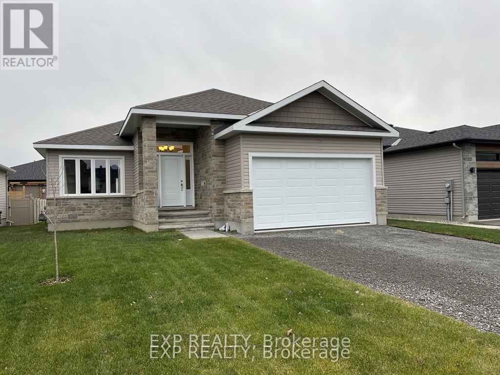 53 Craig St, Russell, ON K4R 1A6