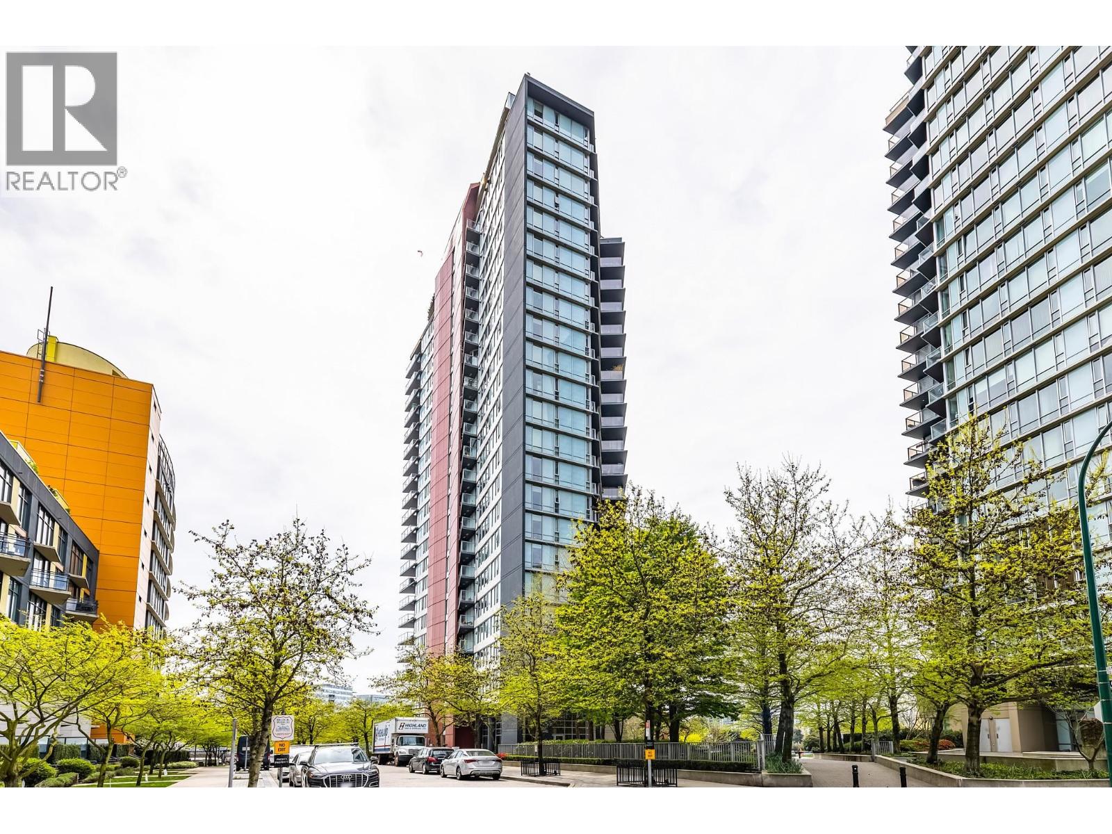 8 Smithe Mews Unit 503, Vancouver, BC V6B 0A5