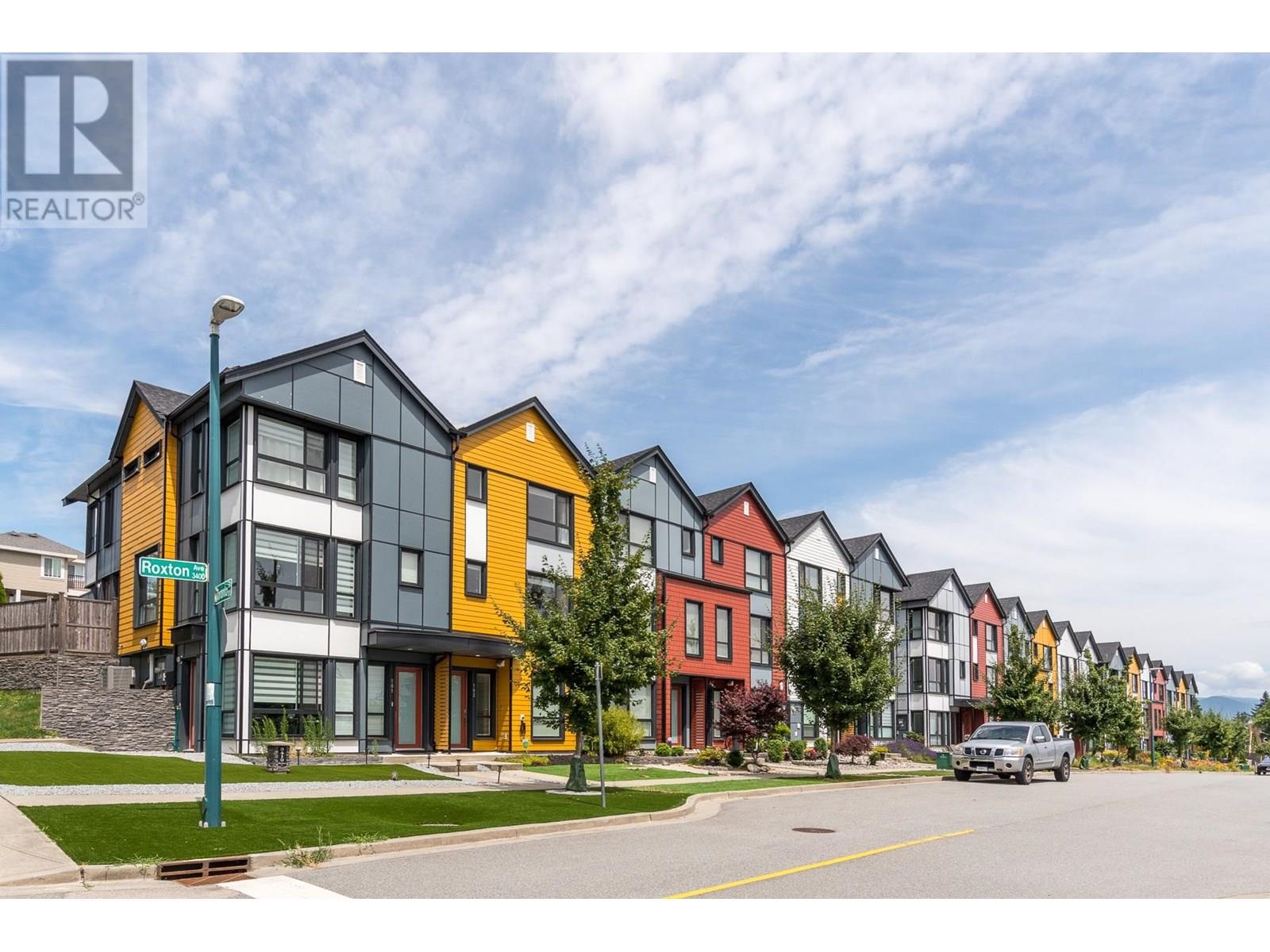 3419 Roxton Avenue Unit 102, Coquitlam, BC V3B 0G7