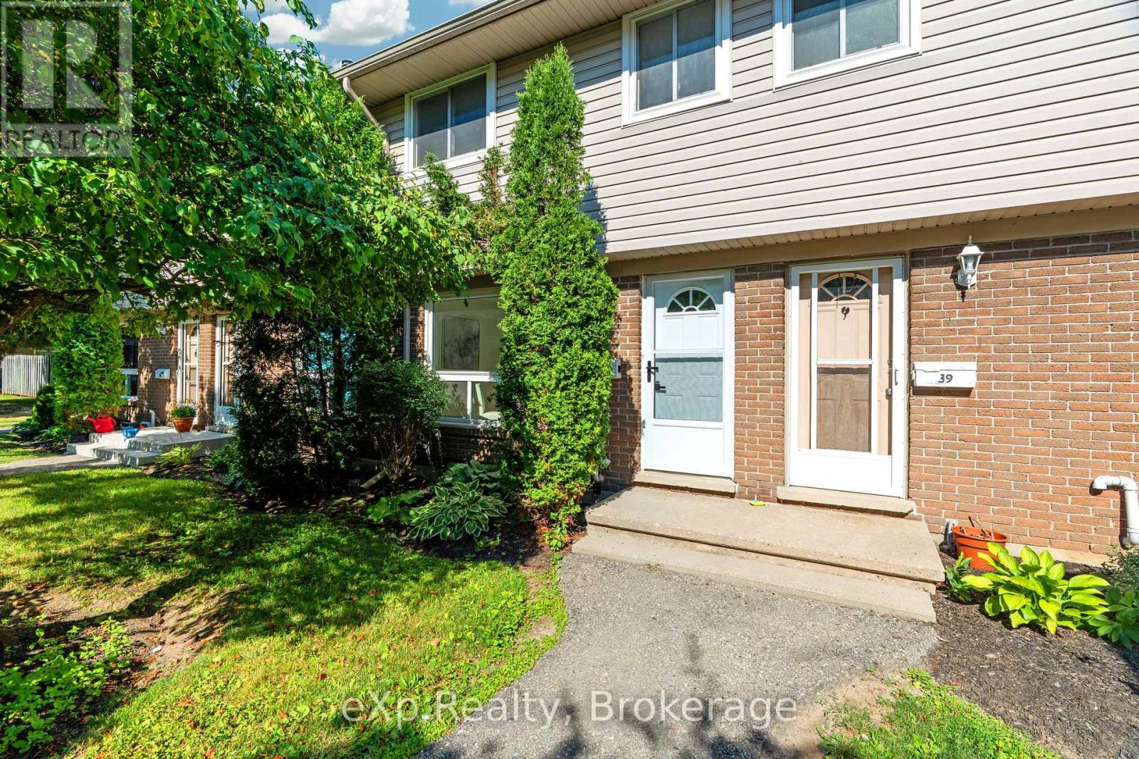 38 88 Avonwood Dr, Stratford, ON N4Z 1B3