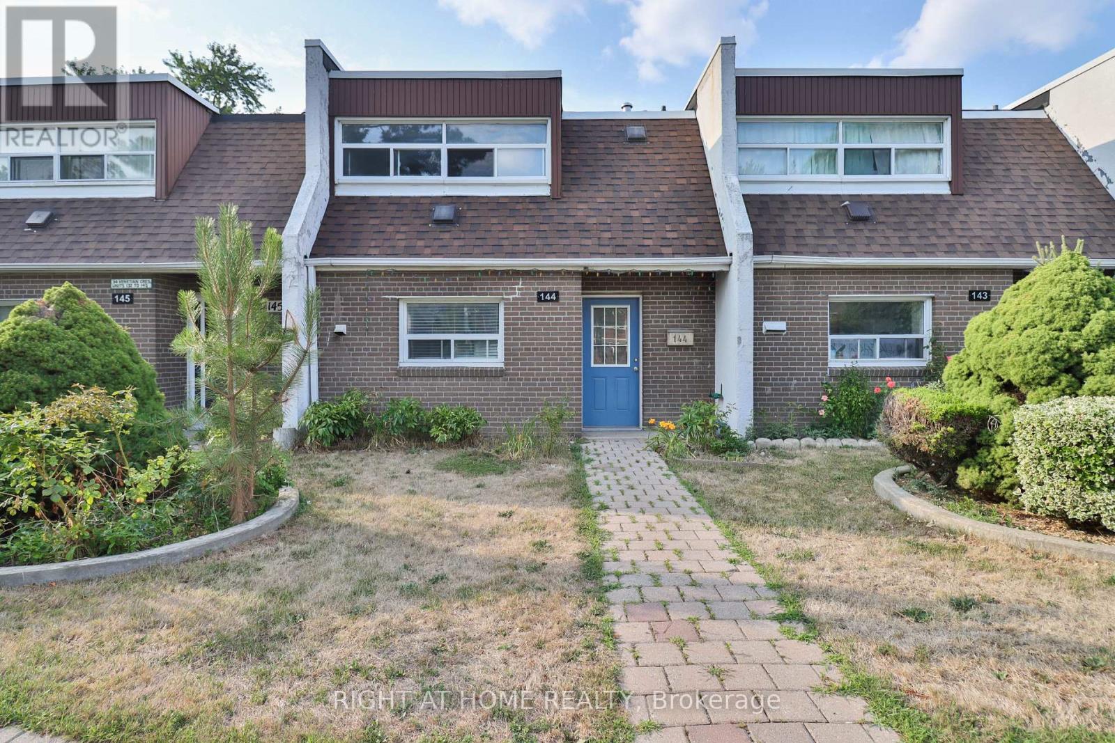 144 34 Venetian Cres, Toronto, ON M3N 2L8