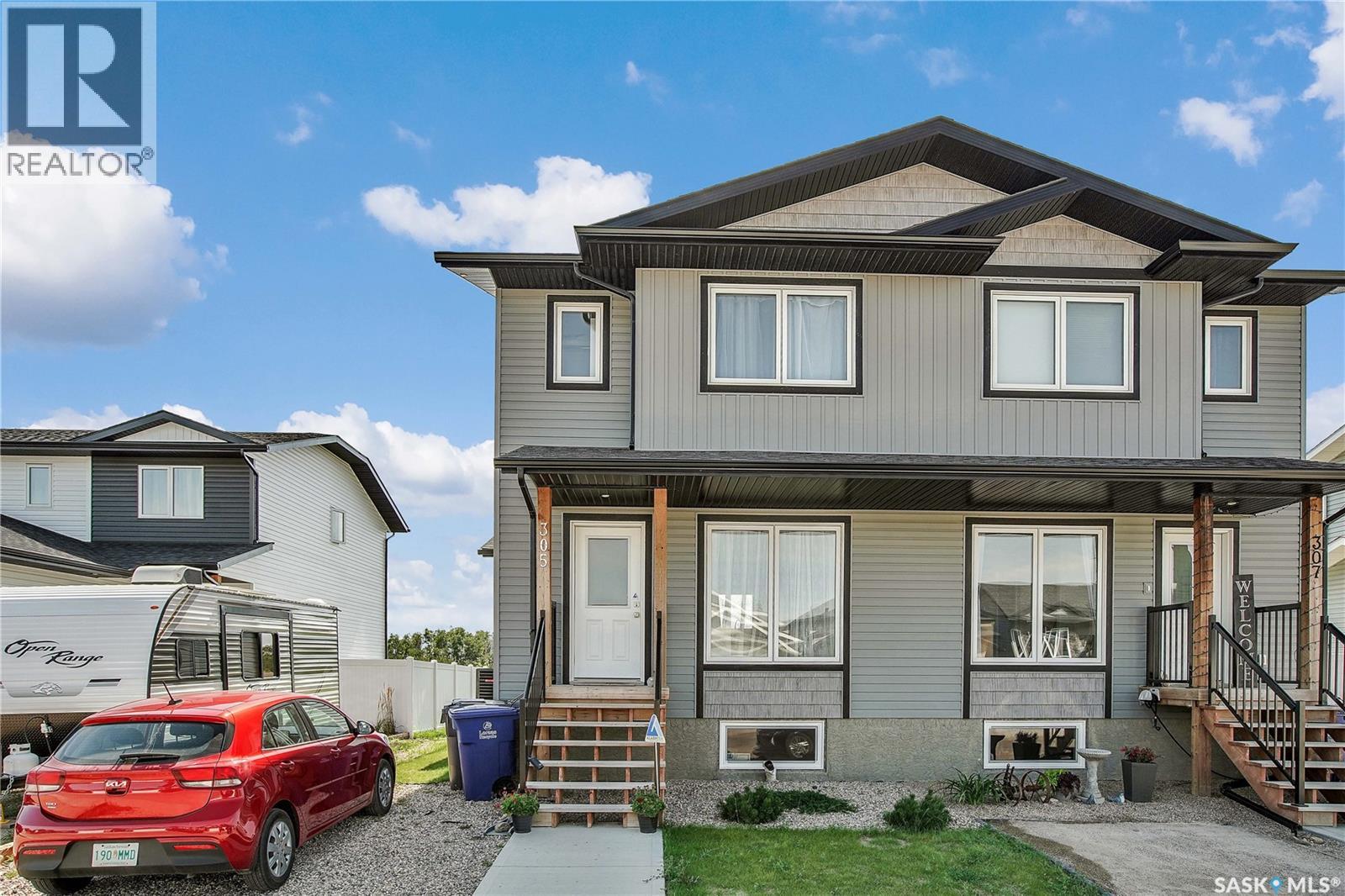 305 Reddekopp Cres, Warman, SK S0K 4S3