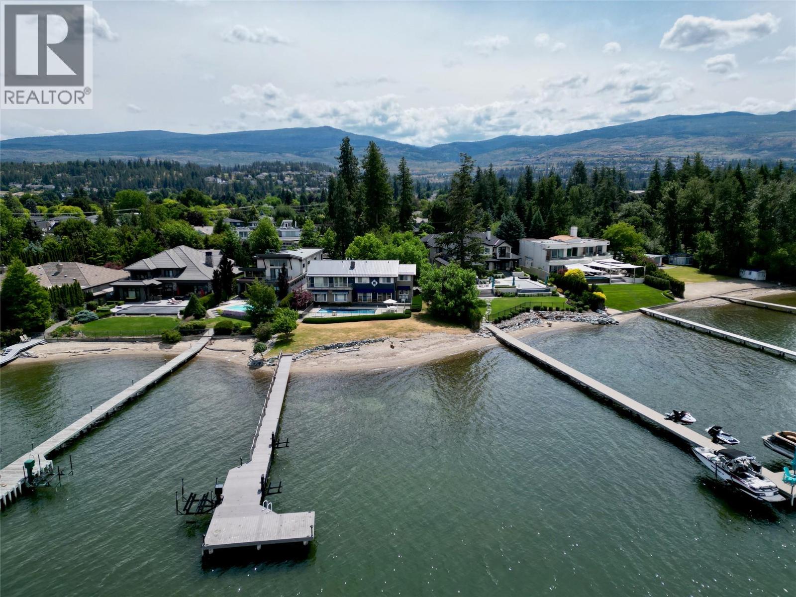 4260 Hobson Rd, Kelowna, BC V1W 1Y3