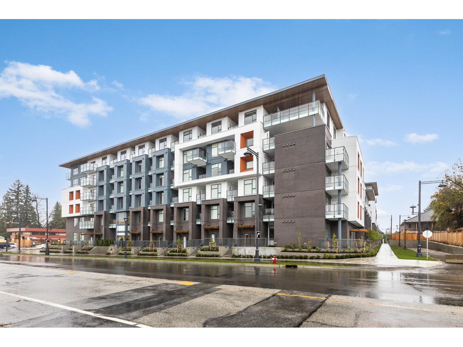 10829 140 St E322, Surrey, BC V2R 0H3