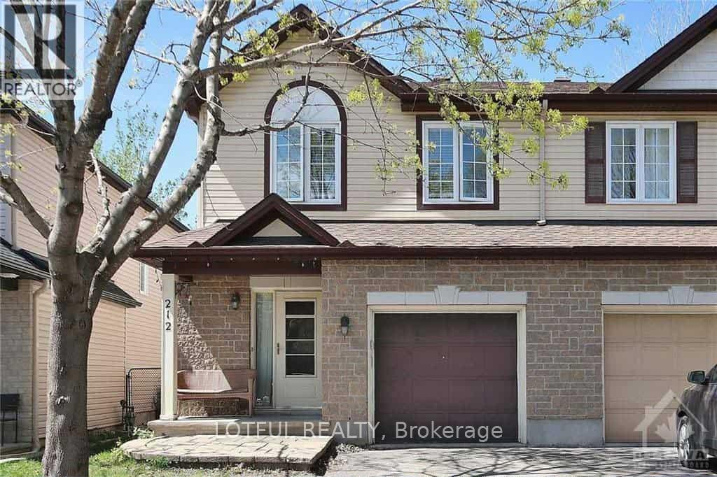 212 Meadowlilly Rd, Ottawa, ON K1T 4H1