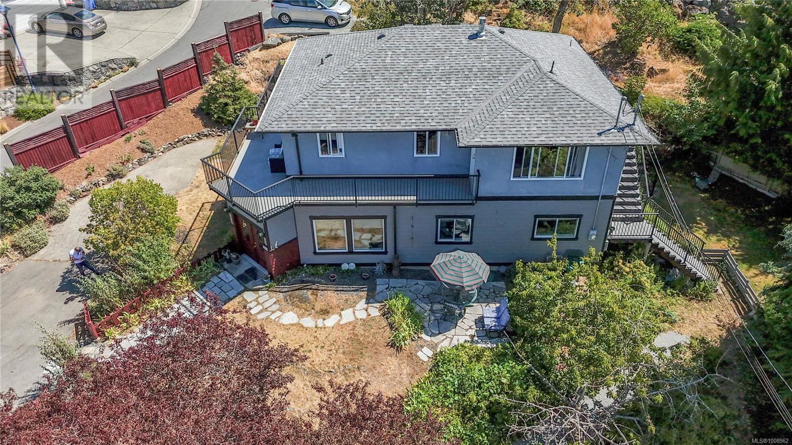 660 Rockingham Rd, Langford, BC V9B 3N8