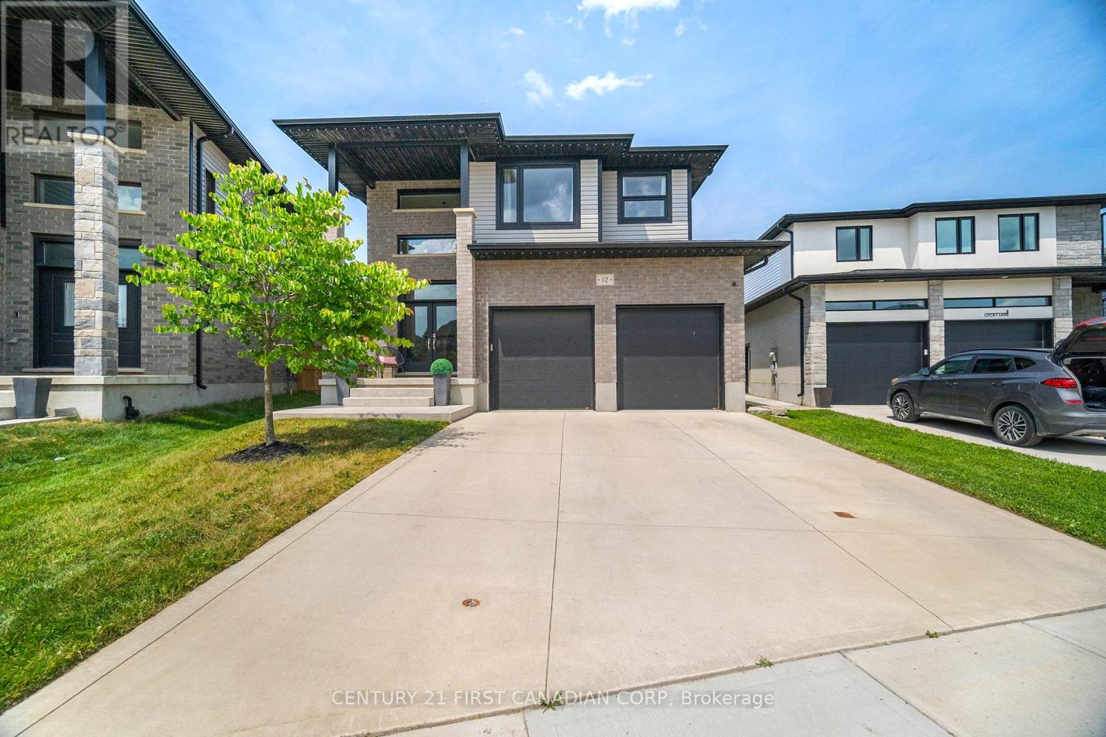 12 Locky Ln, Middlesex Centre, ON N0L 1R0