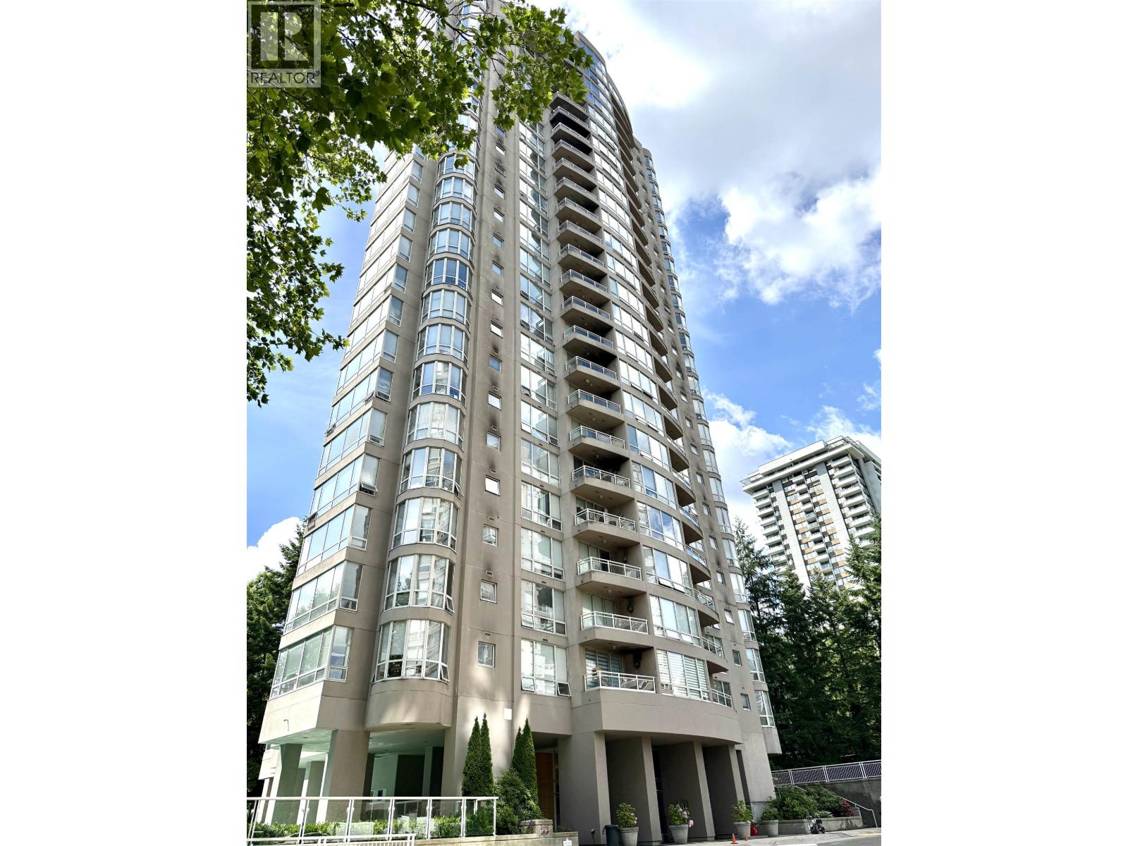 9603 Manchester Drive Unit 505, Burnaby, BC V3N 4Y7