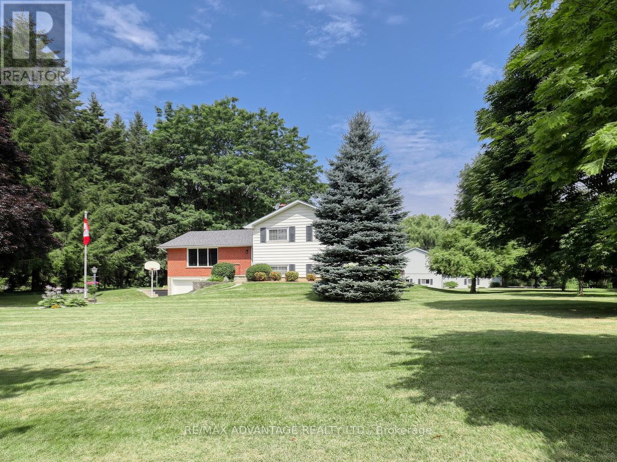 17248 Wyton Dr, Thames Centre, ON N0M 2P0