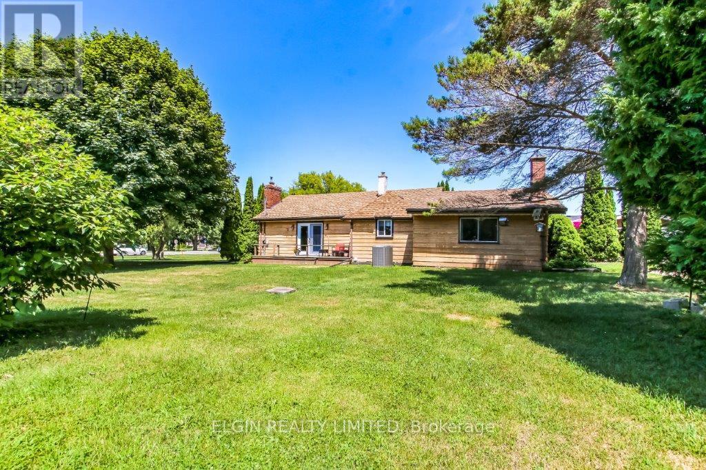 6378 Sunset Rd, Central Elgin, ON N5P 3S8