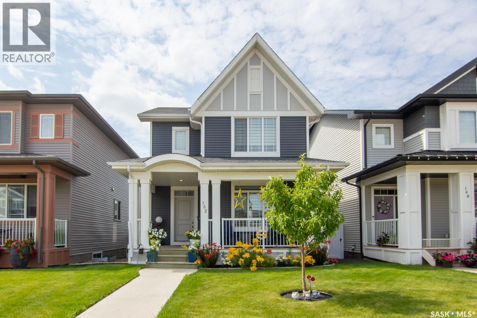 152 Dubois Cres, Saskatoon, SK S7V 0R5