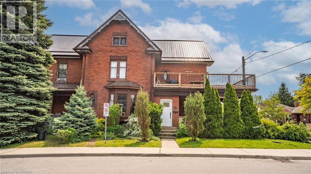 65 Victoria St, Brantford, ON N3S 3K3