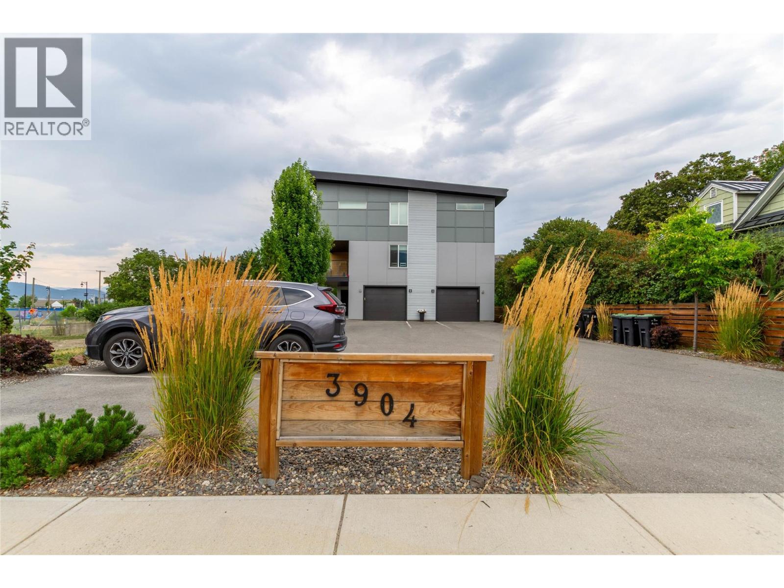 3904 29 Street Unit 4, Vernon, BC V1T 5B4